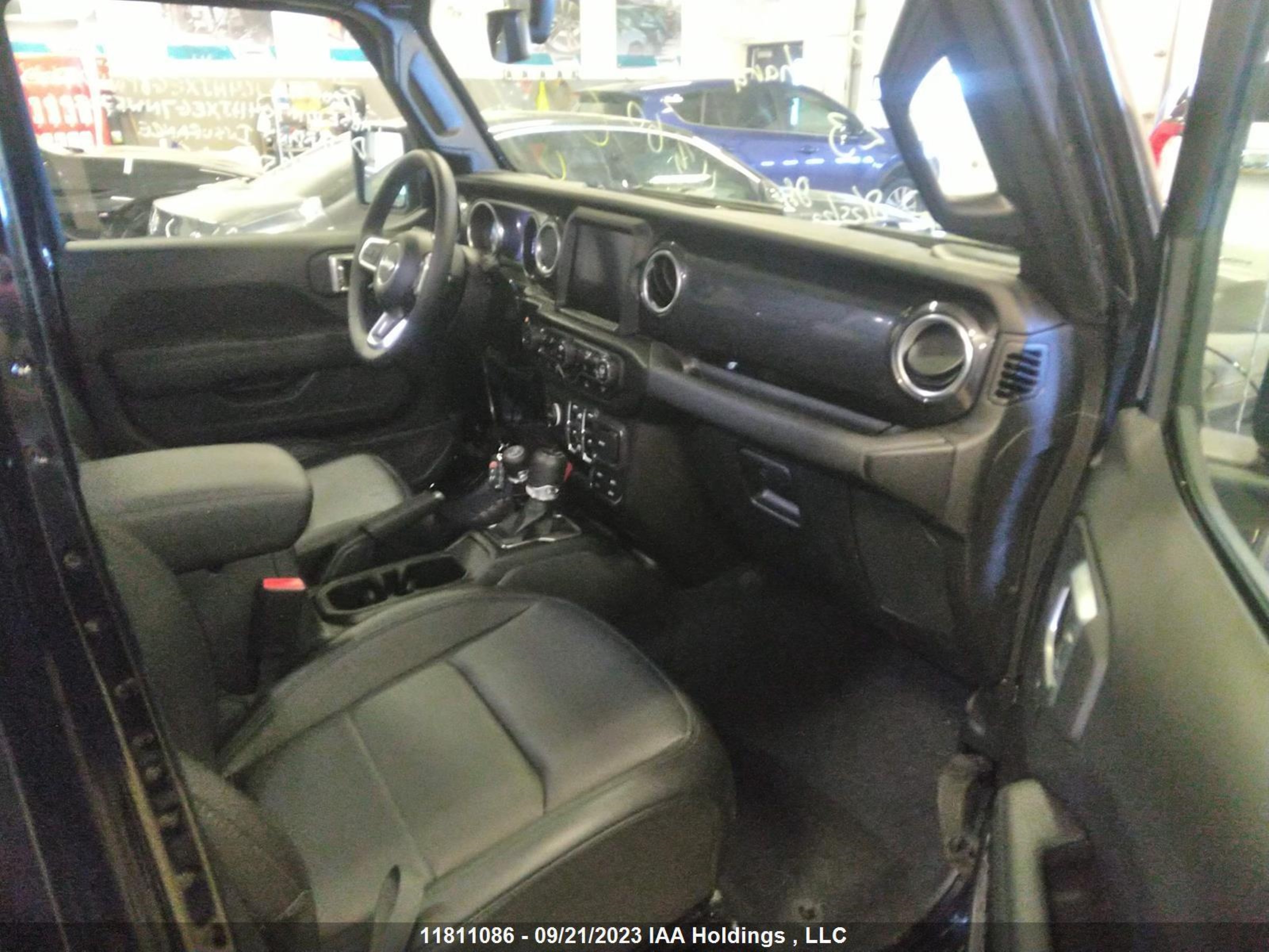 Photo 4 VIN: 1C4HJXEG8PW529623 - JEEP WRANGLER 