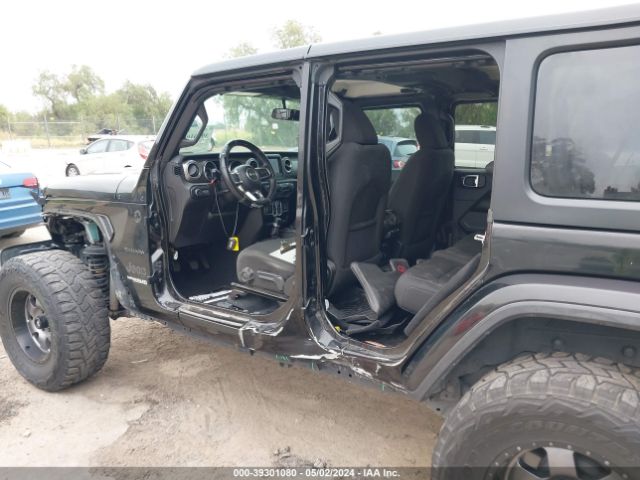 Photo 5 VIN: 1C4HJXEGXJW141946 - JEEP WRANGLER UNLIMITED 