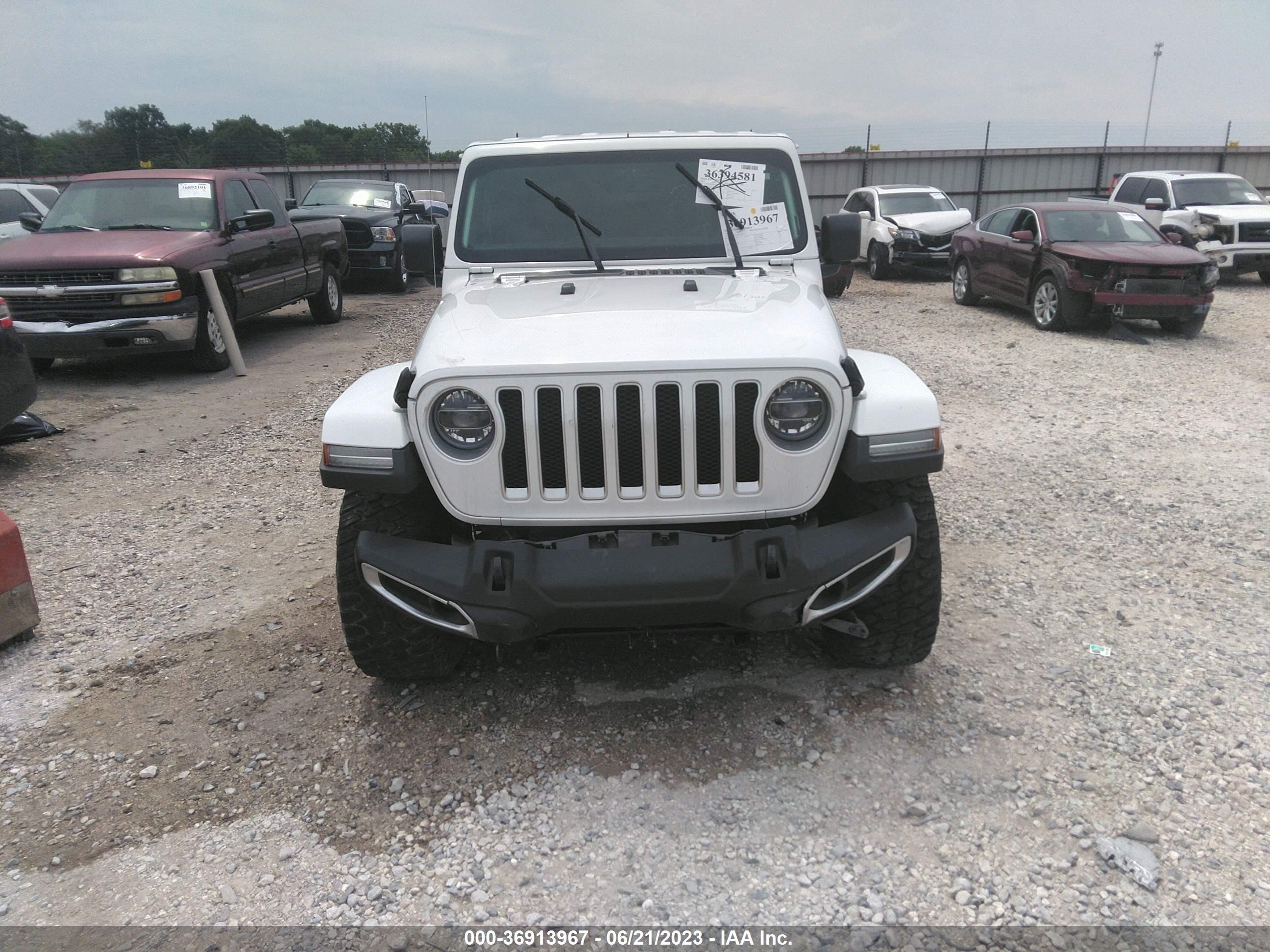 Photo 11 VIN: 1C4HJXEGXKW608137 - JEEP WRANGLER 