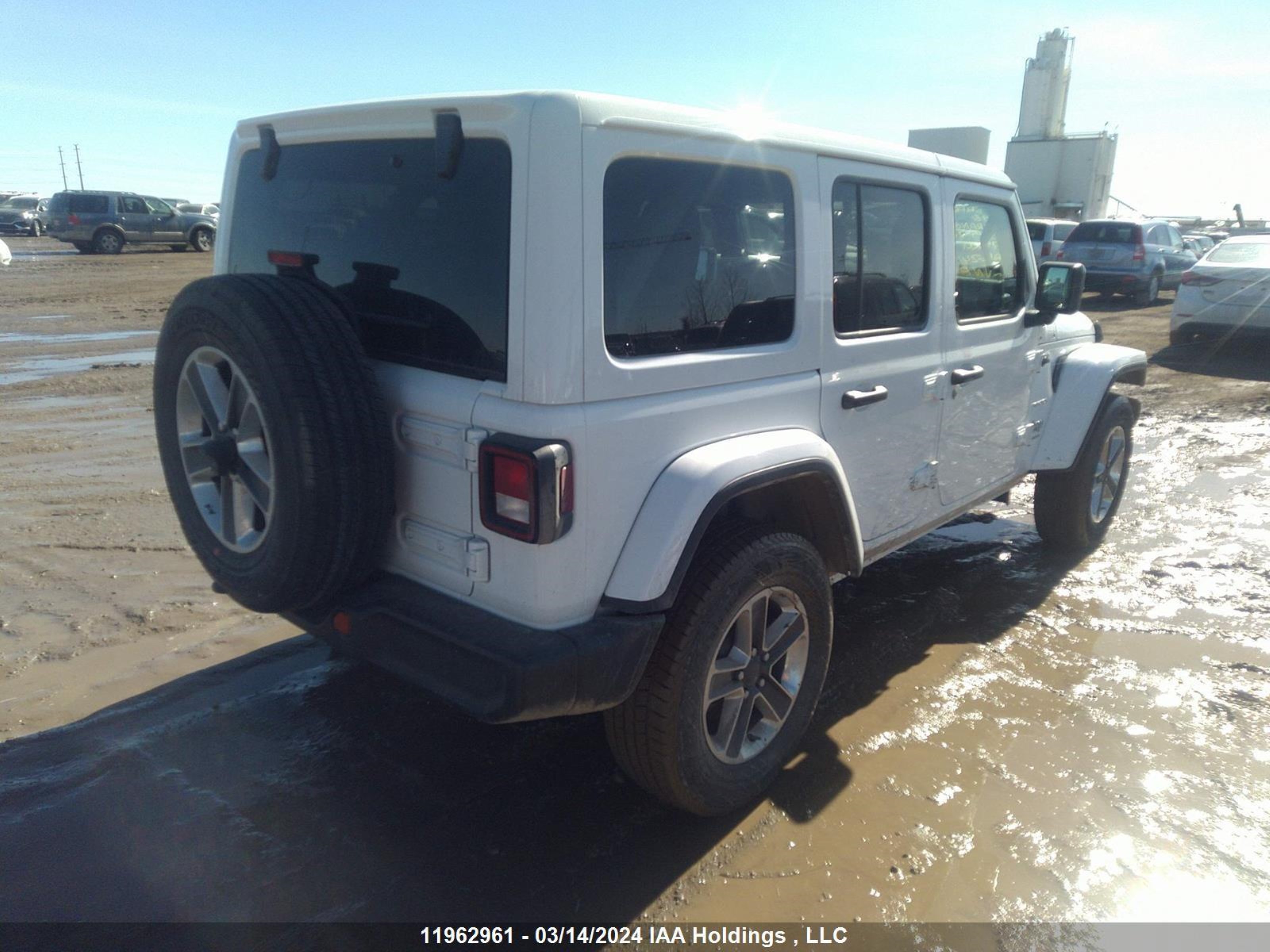 Photo 3 VIN: 1C4HJXEN0PW559570 - JEEP WRANGLER 