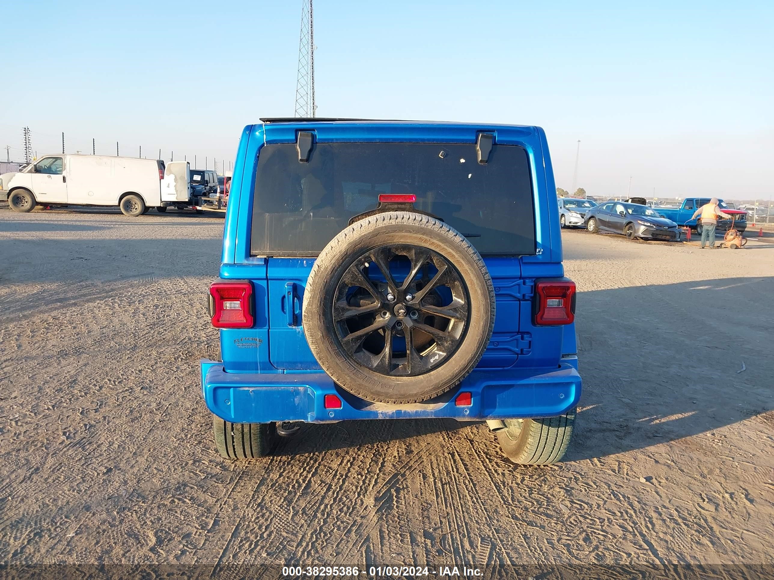 Photo 15 VIN: 1C4HJXEN1PW668457 - JEEP WRANGLER 