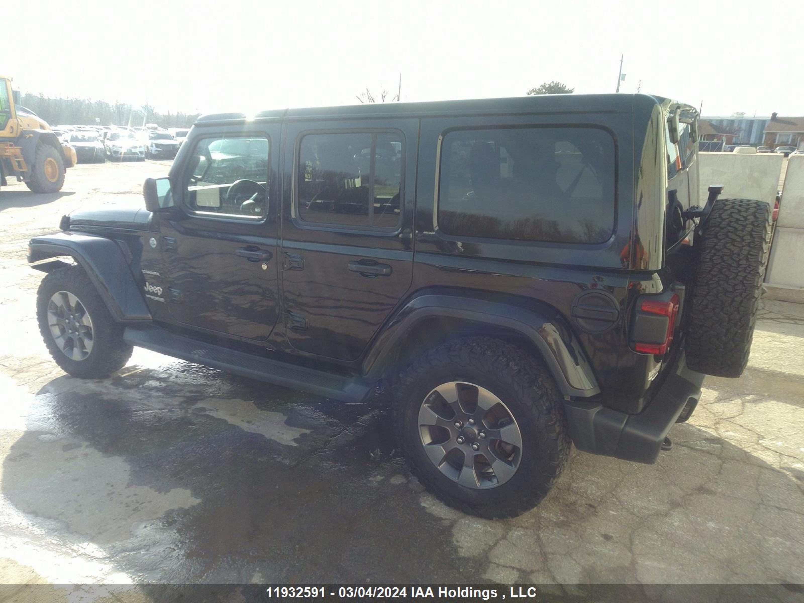 Photo 2 VIN: 1C4HJXEN2KW675779 - JEEP WRANGLER 