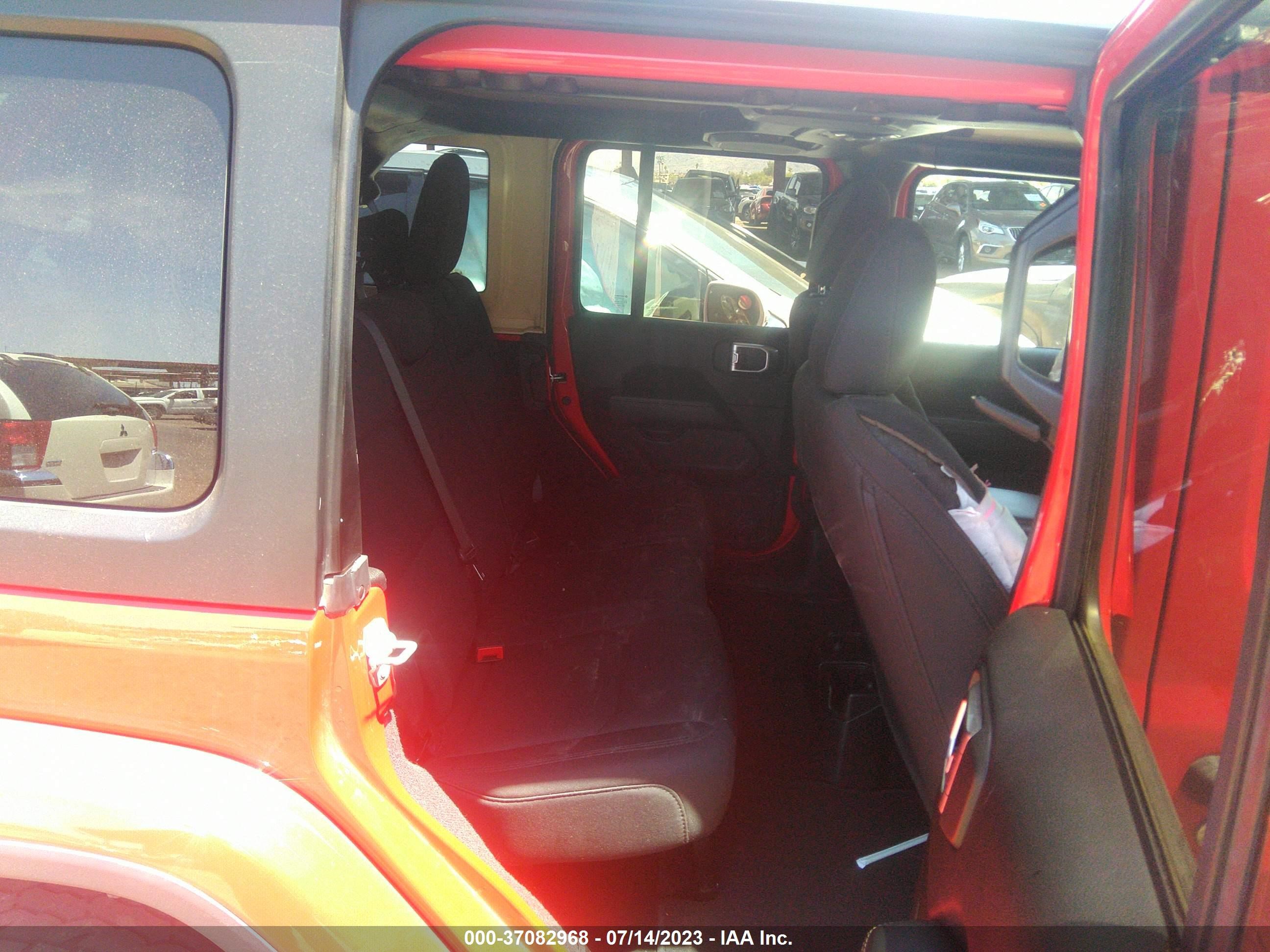 Photo 7 VIN: 1C4HJXEN2LW213935 - JEEP WRANGLER 