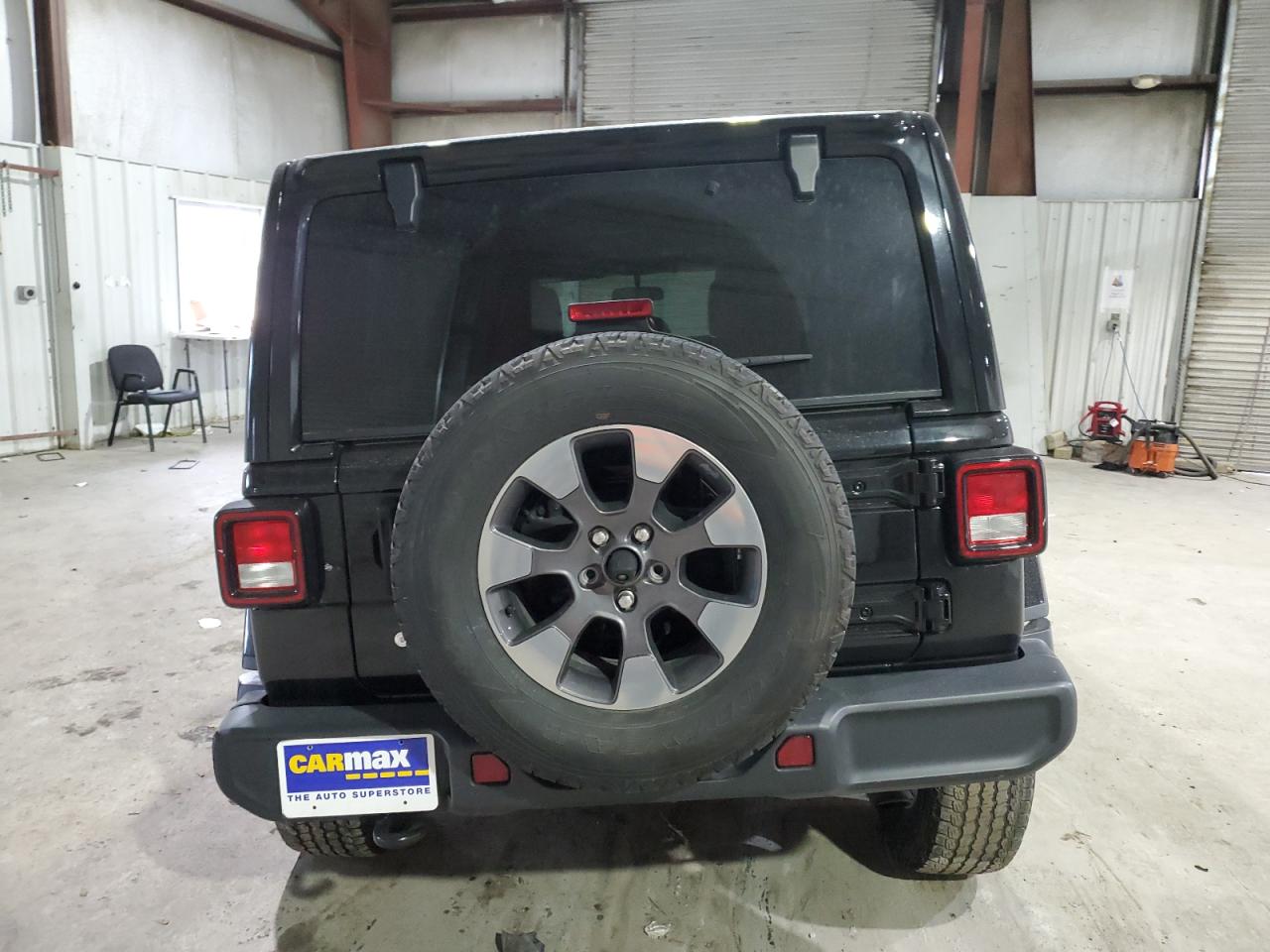 Photo 5 VIN: 1C4HJXEN3JW236542 - JEEP WRANGLER 