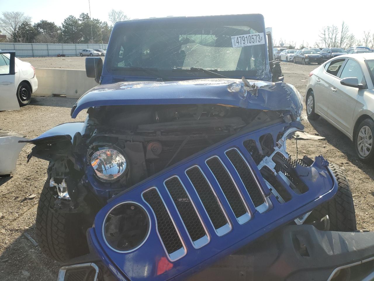 Photo 4 VIN: 1C4HJXEN3JW325835 - JEEP WRANGLER 