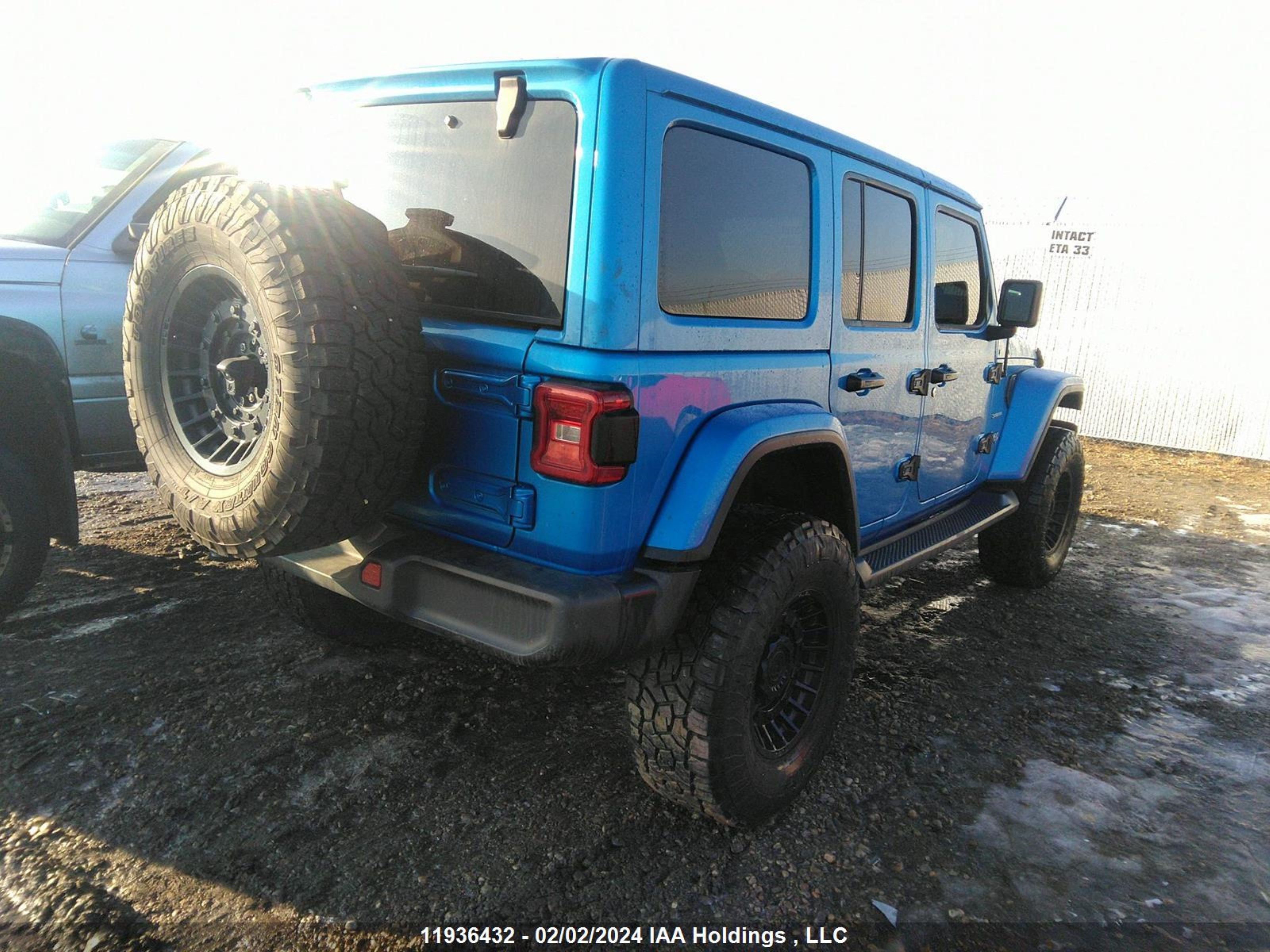 Photo 3 VIN: 1C4HJXEN5NW213785 - JEEP WRANGLER 