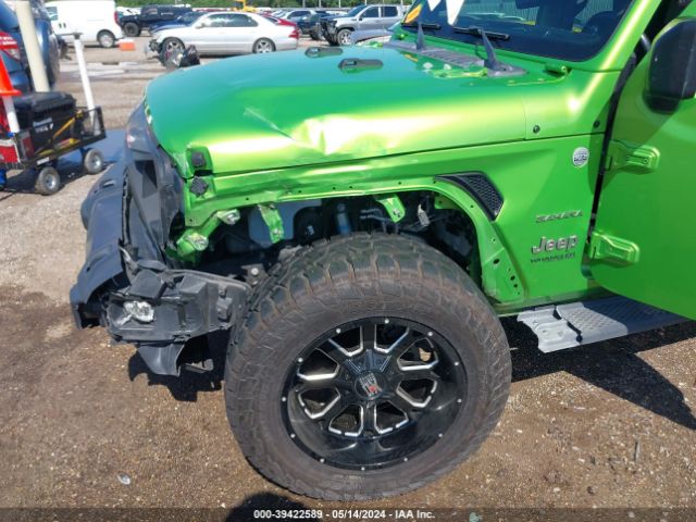 Photo 5 VIN: 1C4HJXEN6JW325697 - JEEP WRANGLER UNLIMITED 