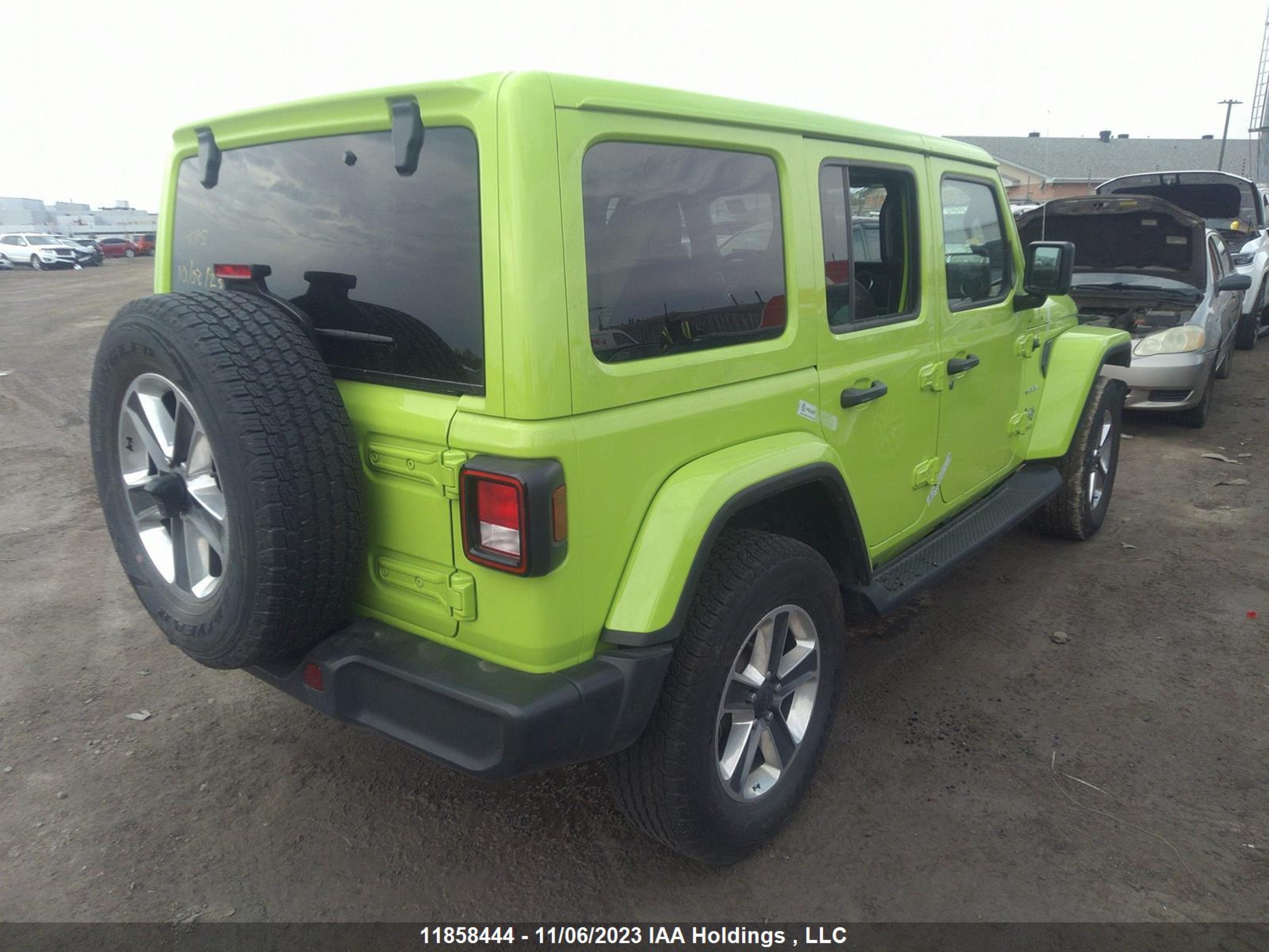 Photo 3 VIN: 1C4HJXEN6MW830546 - JEEP NULL 