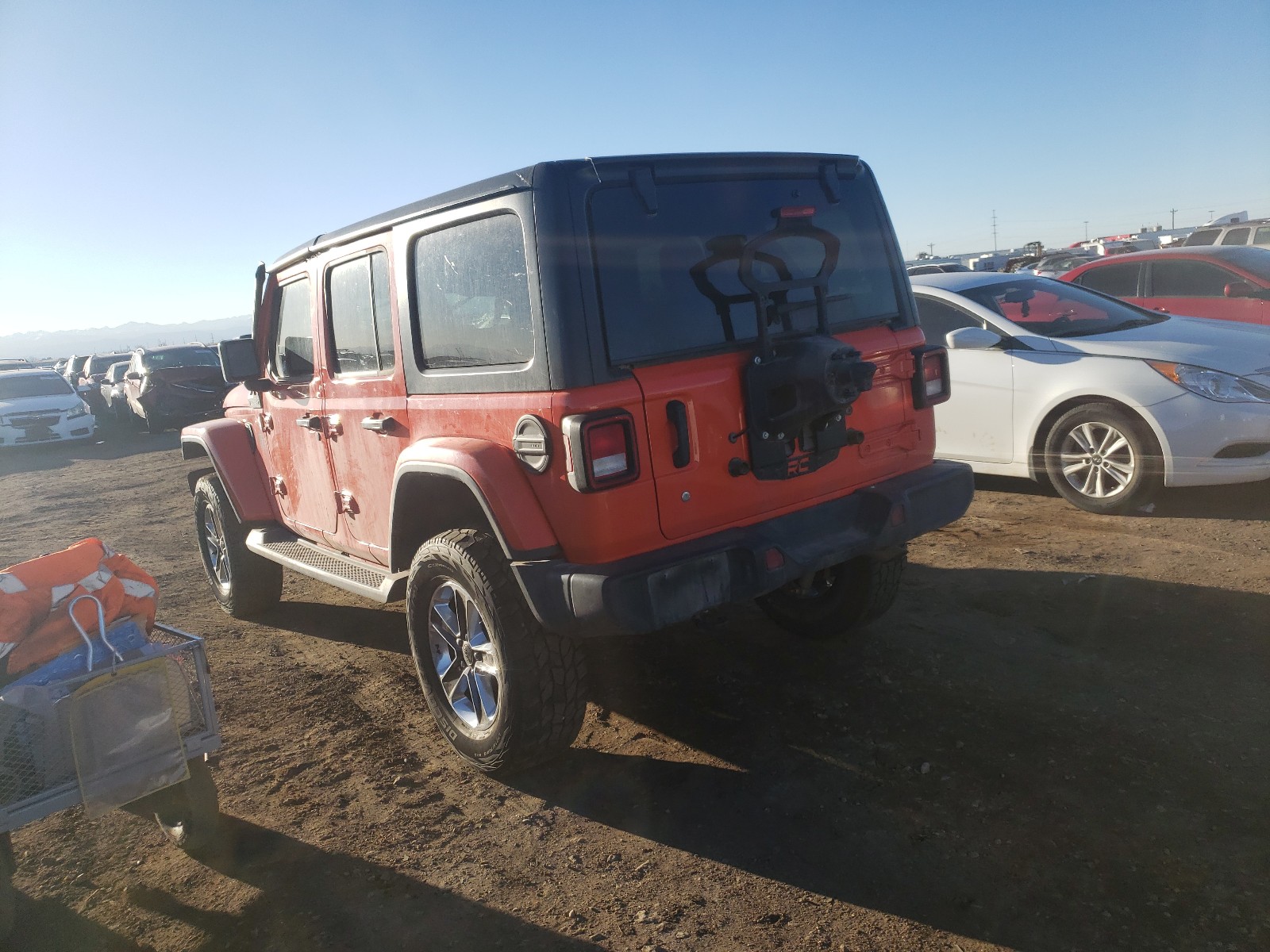 Photo 2 VIN: 1C4HJXEN7JW324218 - JEEP WRANGLER U 