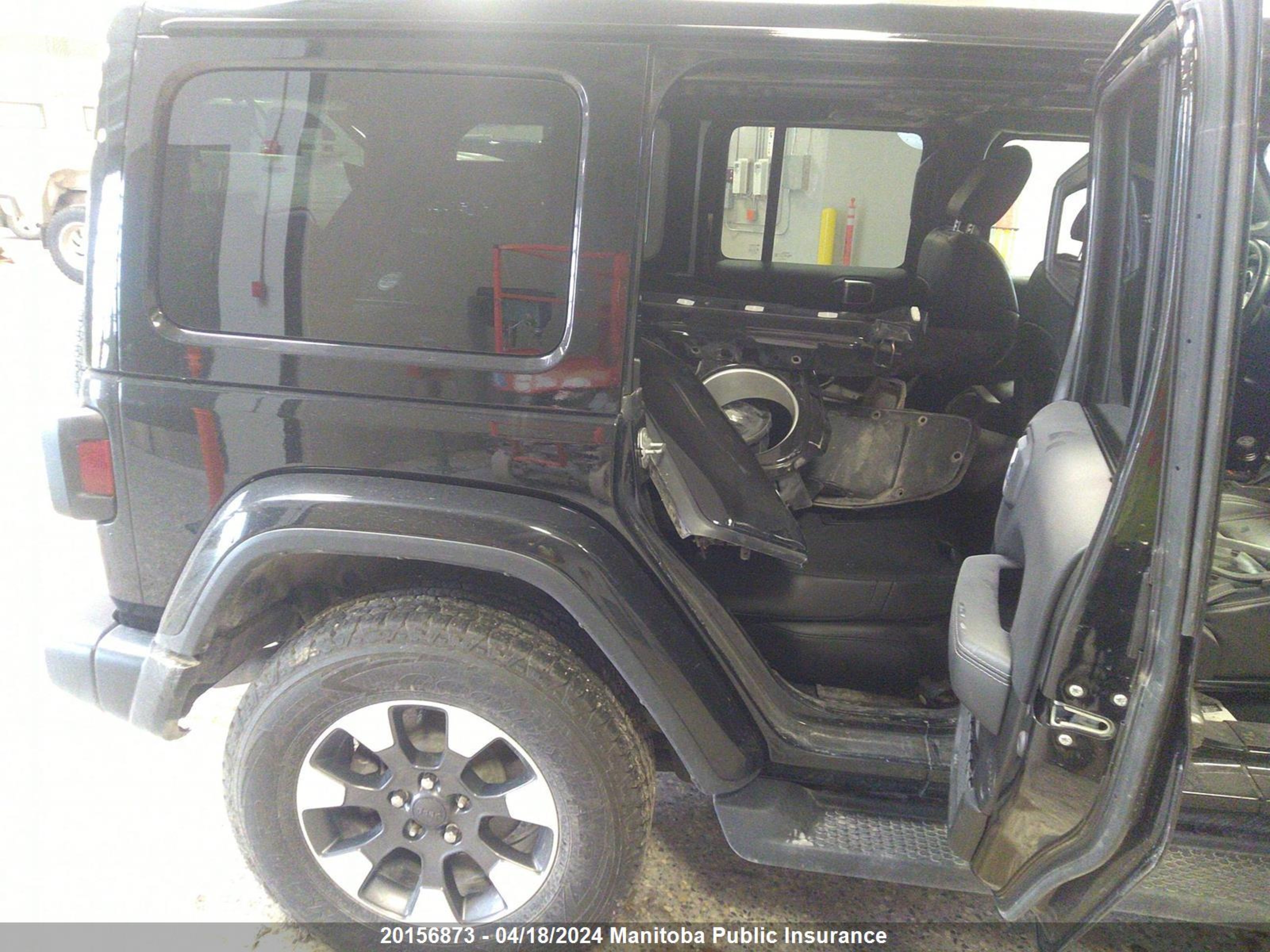 Photo 7 VIN: 1C4HJXEN7MW823685 - JEEP WRANGLER 