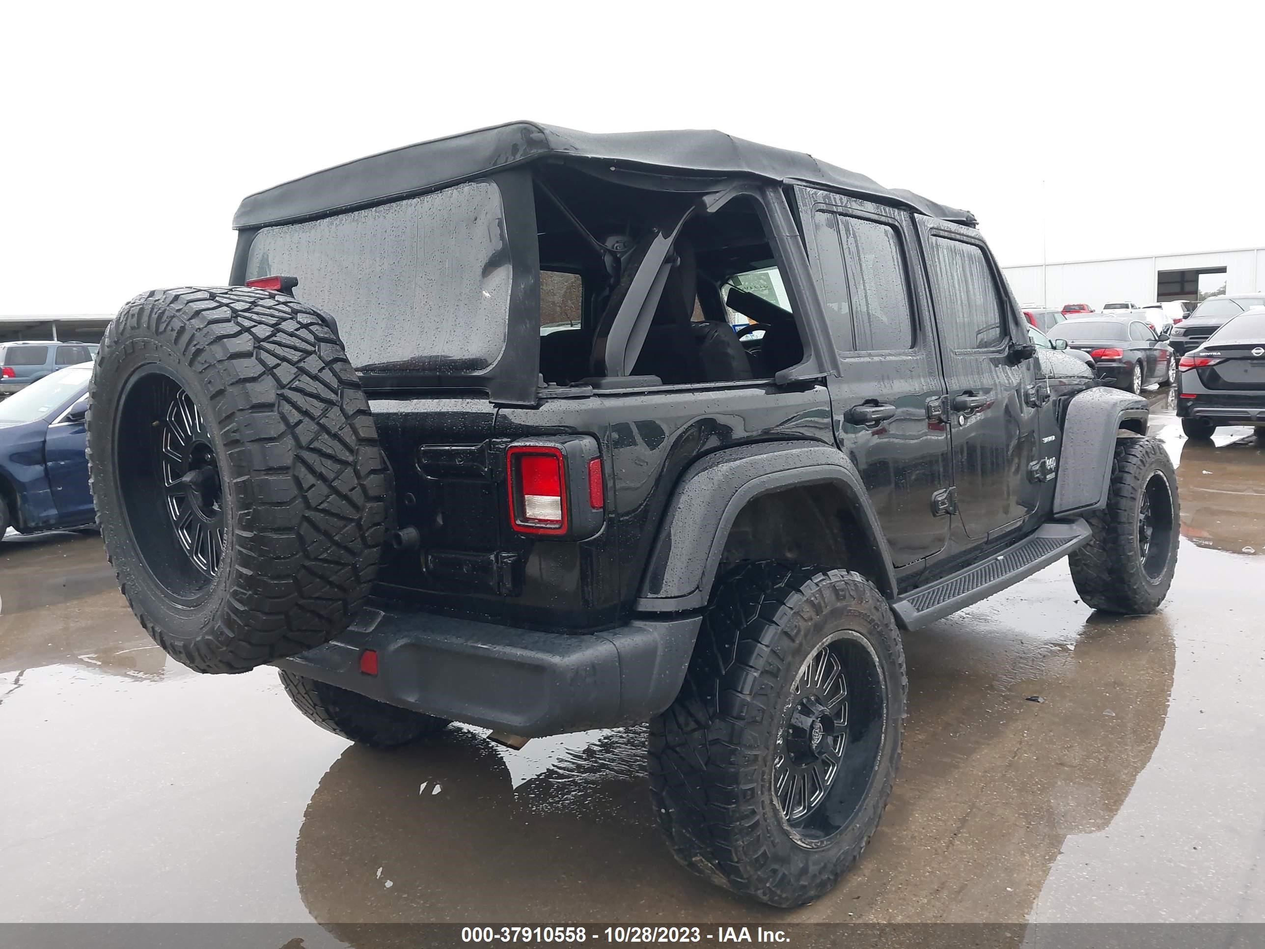 Photo 3 VIN: 1C4HJXEN8JW331534 - JEEP WRANGLER 