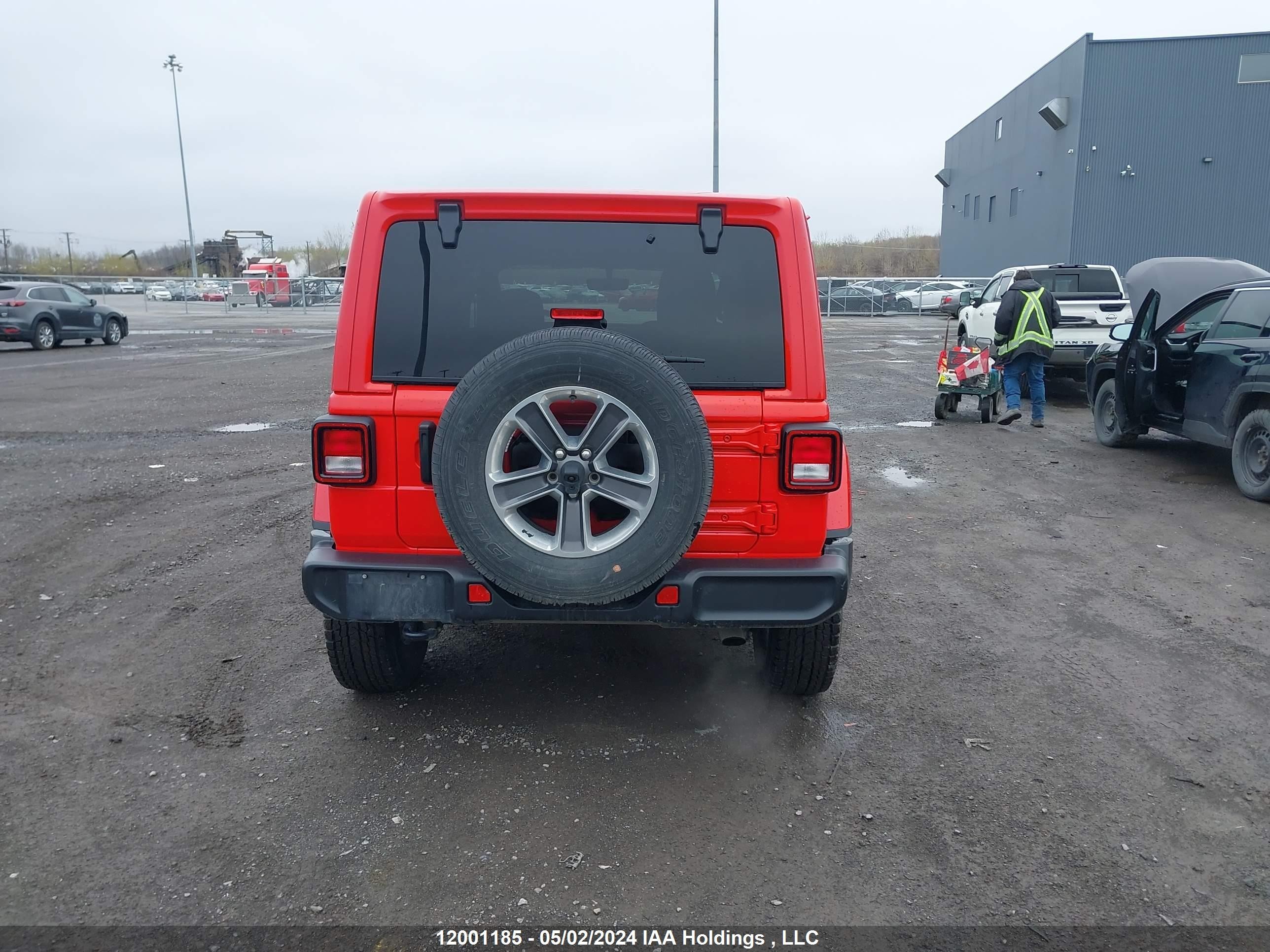 Photo 16 VIN: 1C4HJXEN8MW689348 - JEEP WRANGLER 