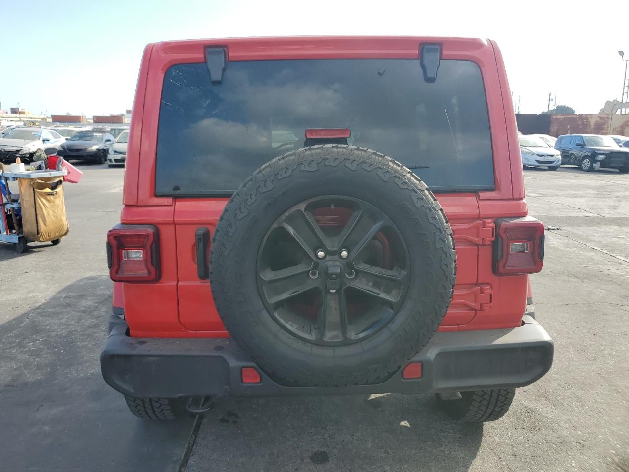 Photo 5 VIN: 1C4HJXEN8MW764453 - JEEP WRANGLER 