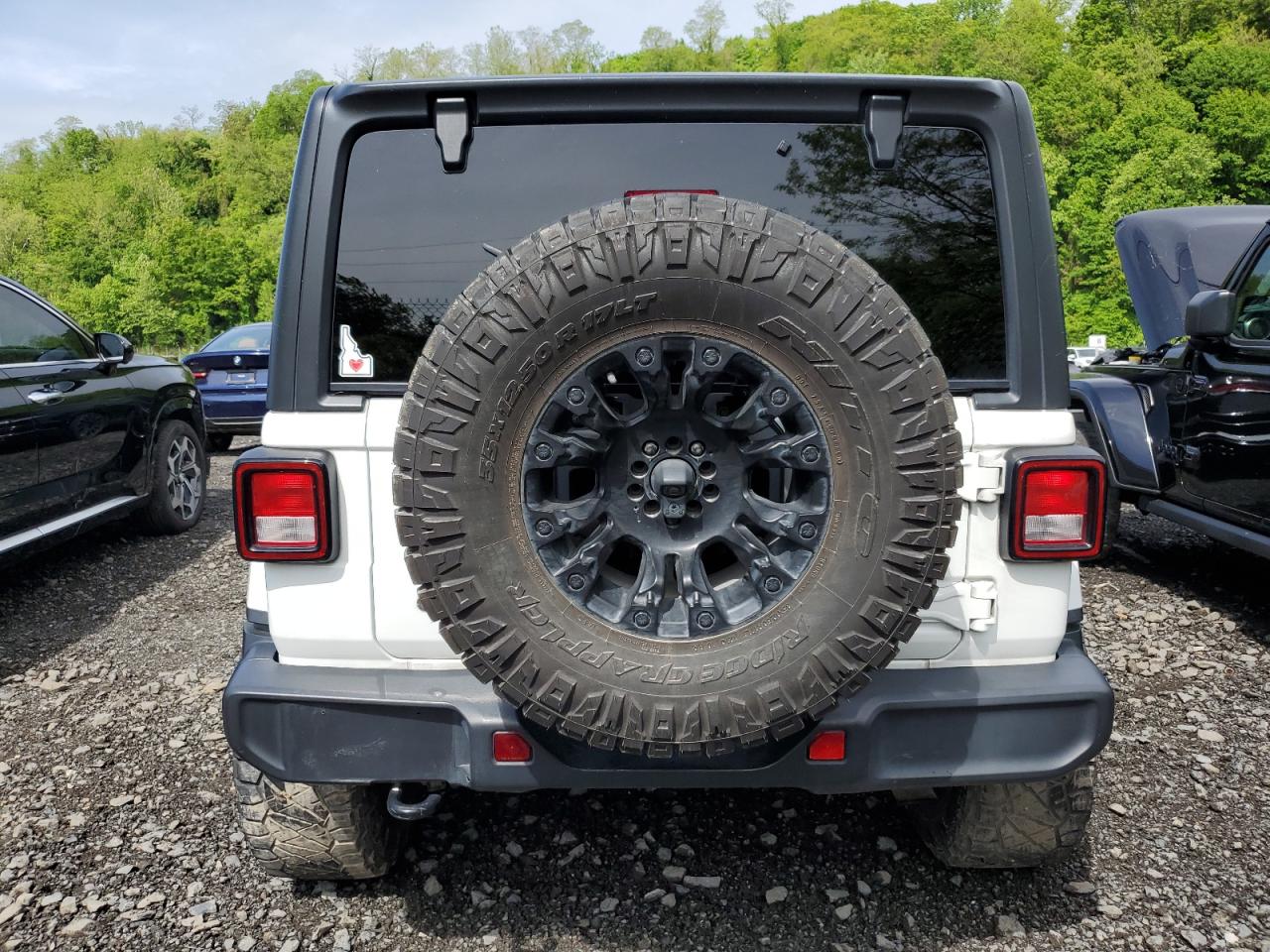 Photo 6 VIN: 1C4HJXEN9KW686780 - JEEP WRANGLER 