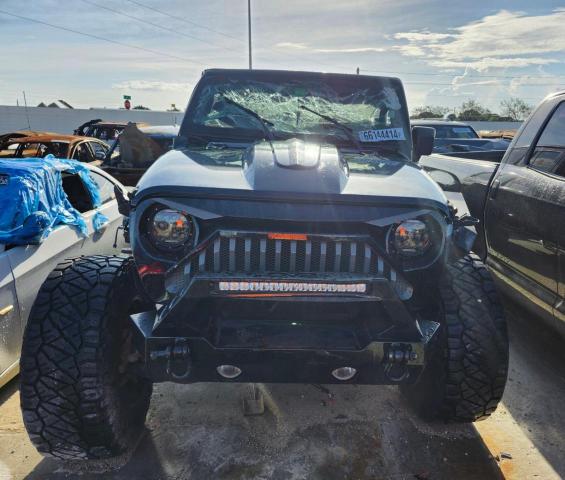 Photo 4 VIN: 1C4HJXENXLW115901 - JEEP WRANGLER U 