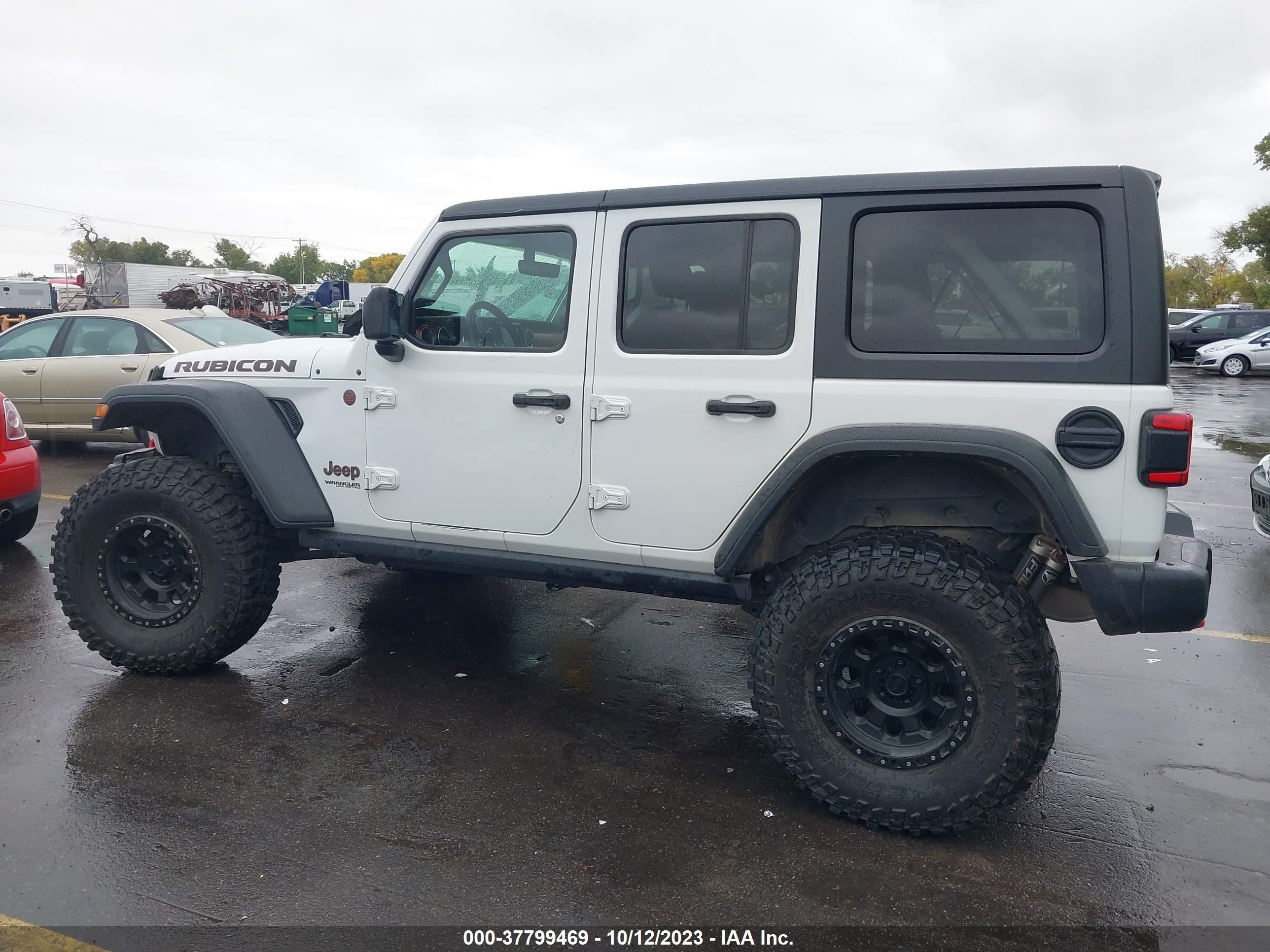 Photo 14 VIN: 1C4HJXFG0JW259261 - JEEP WRANGLER 