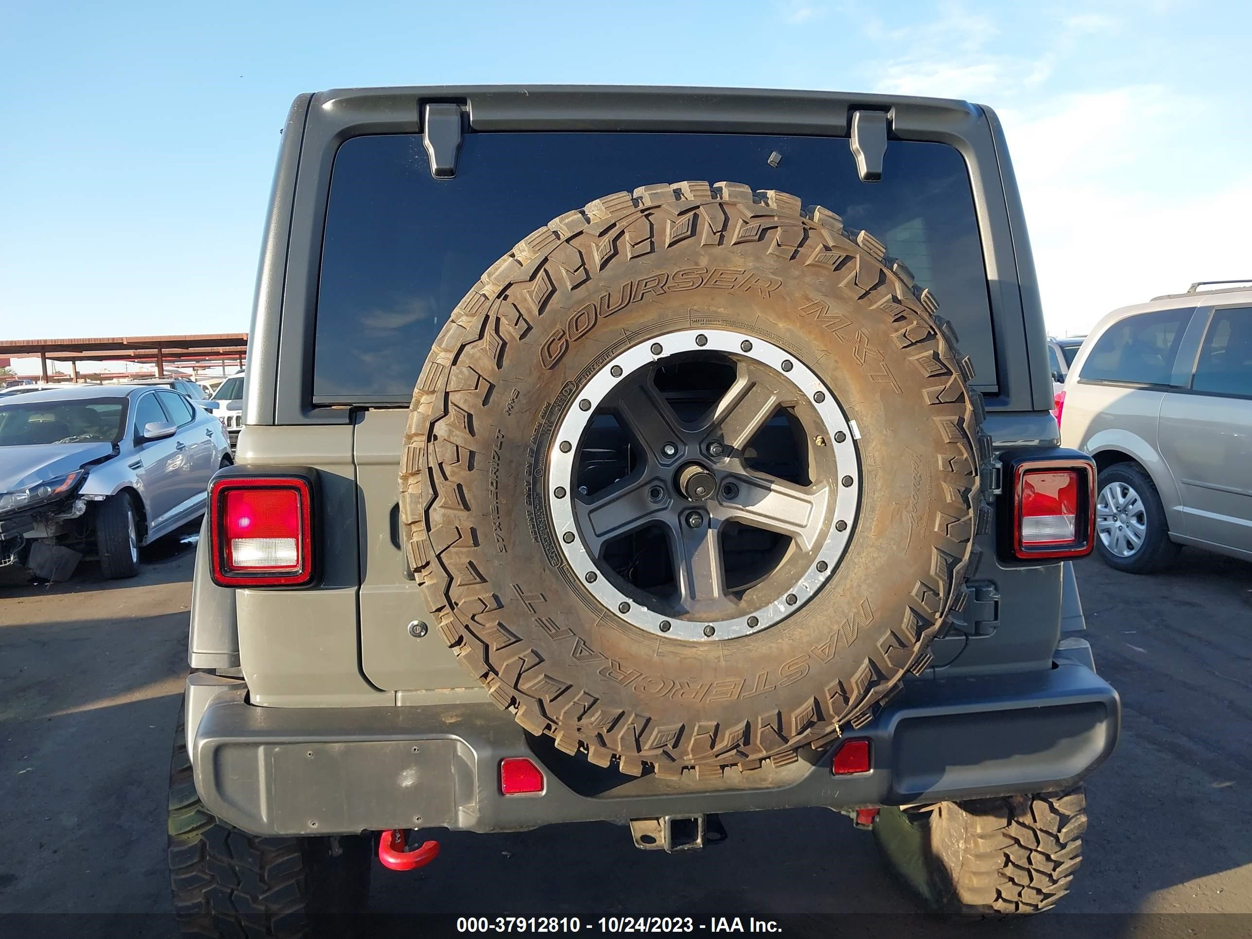 Photo 15 VIN: 1C4HJXFG2LW110238 - JEEP WRANGLER 