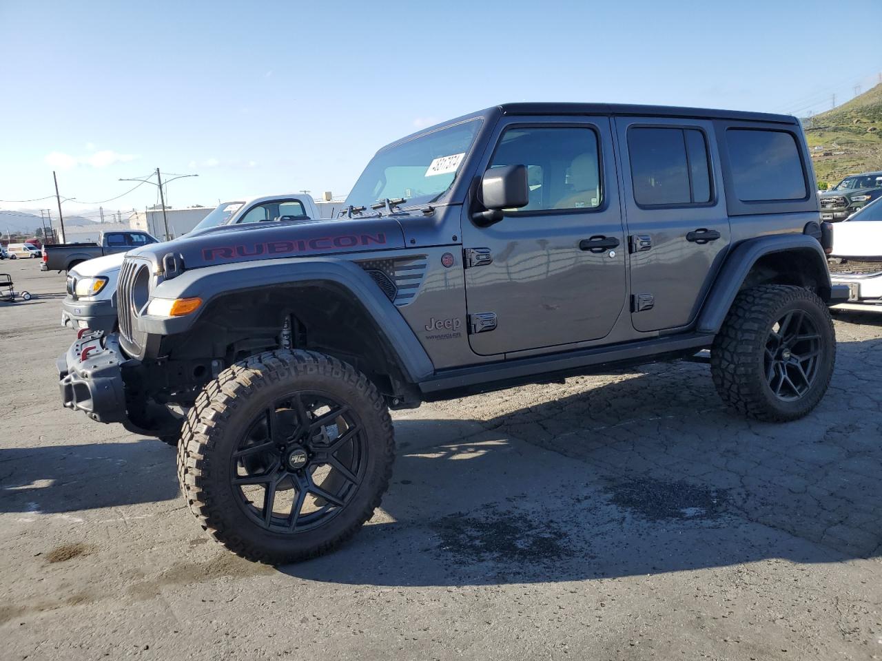 Photo 1 VIN: 1C4HJXFG3JW112075 - JEEP WRANGLER 