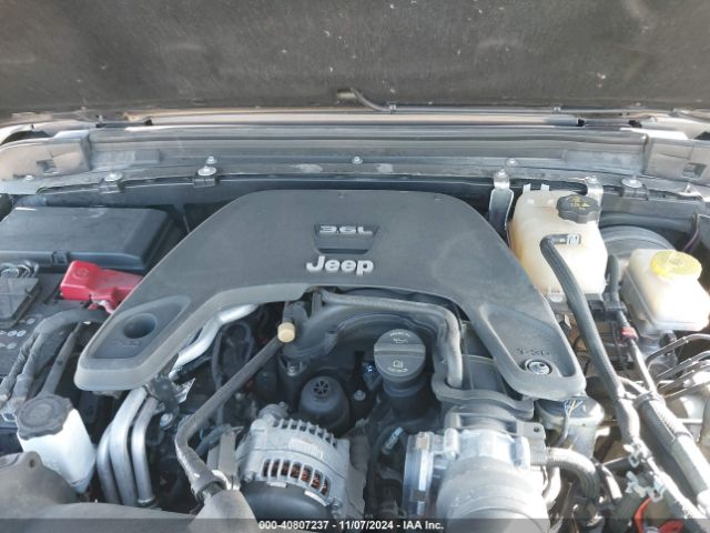 Photo 9 VIN: 1C4HJXFG5JW274323 - JEEP WRANGLER 