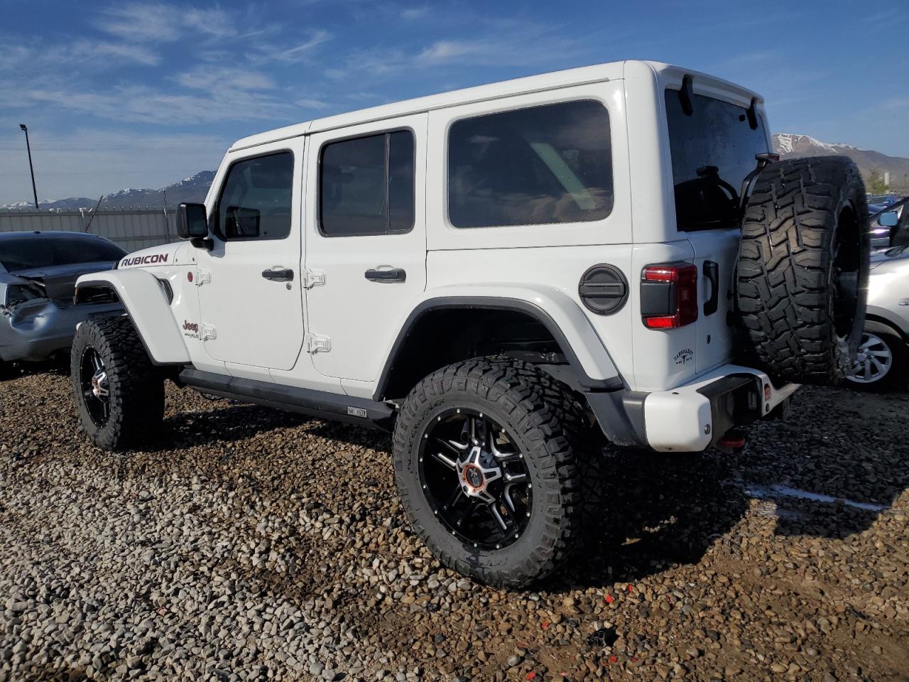 Photo 1 VIN: 1C4HJXFG8JW251747 - JEEP WRANGLER 