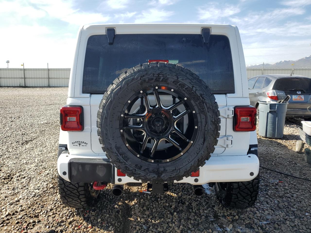 Photo 5 VIN: 1C4HJXFG8JW251747 - JEEP WRANGLER 