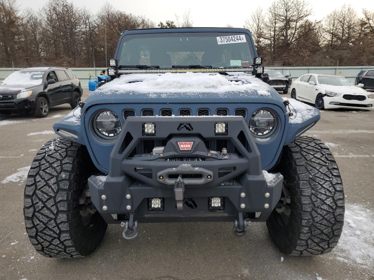 Photo 4 VIN: 1C4HJXFG9KW613859 - JEEP WRANGLER 