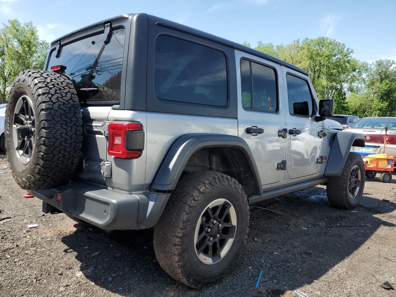 Photo 2 VIN: 1C4HJXFGXJW119914 - JEEP WRANGLER 