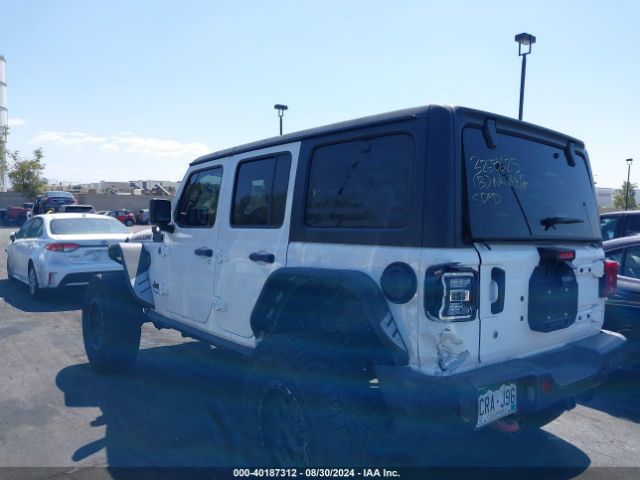 Photo 2 VIN: 1C4HJXFGXJW166800 - JEEP WRANGLER 