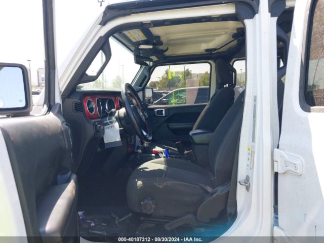 Photo 4 VIN: 1C4HJXFGXJW166800 - JEEP WRANGLER 