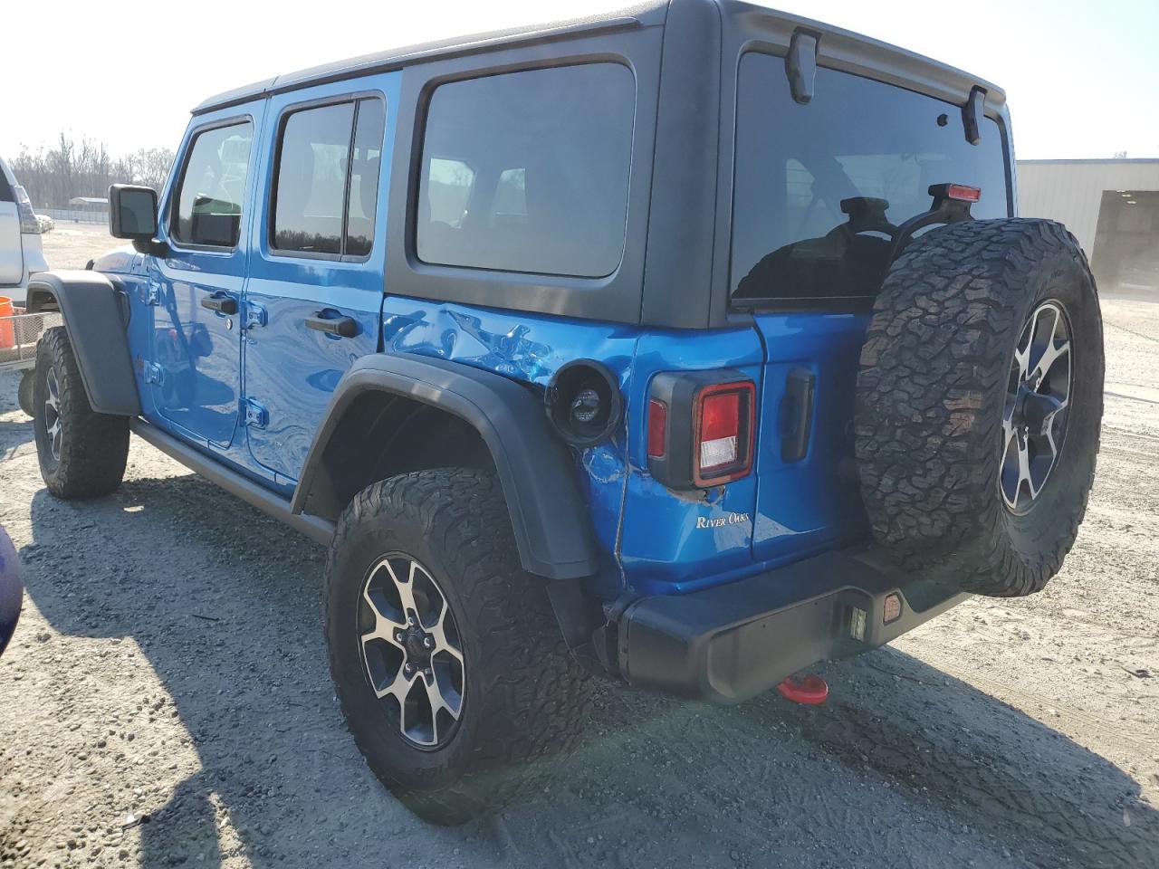 Photo 2 VIN: 1C4HJXFNXNW133655 - JEEP WRANGLER 