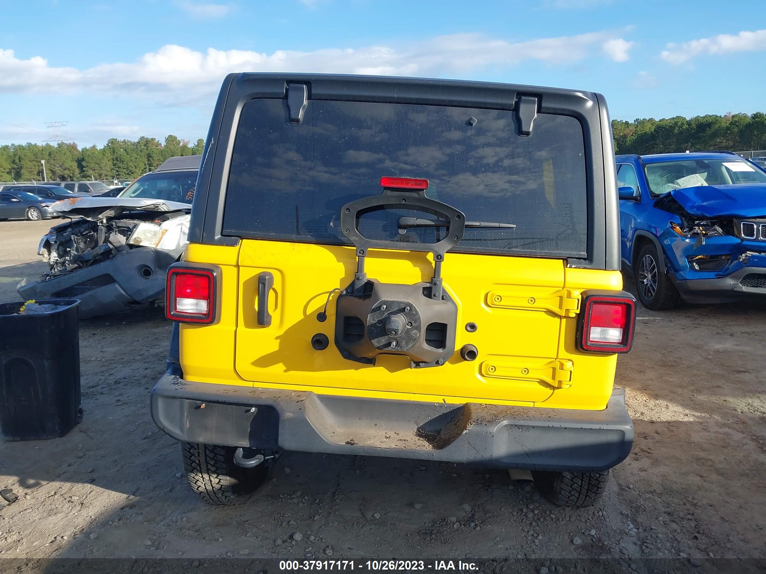 Photo 16 VIN: 1C4HJXKN6MW698232 - JEEP WRANGLER 