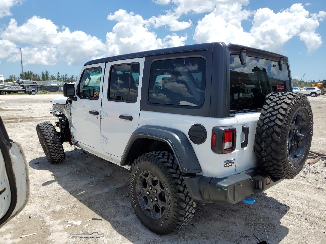 Photo 1 VIN: 1C4JJXN66PW690495 - JEEP WRANGLER 