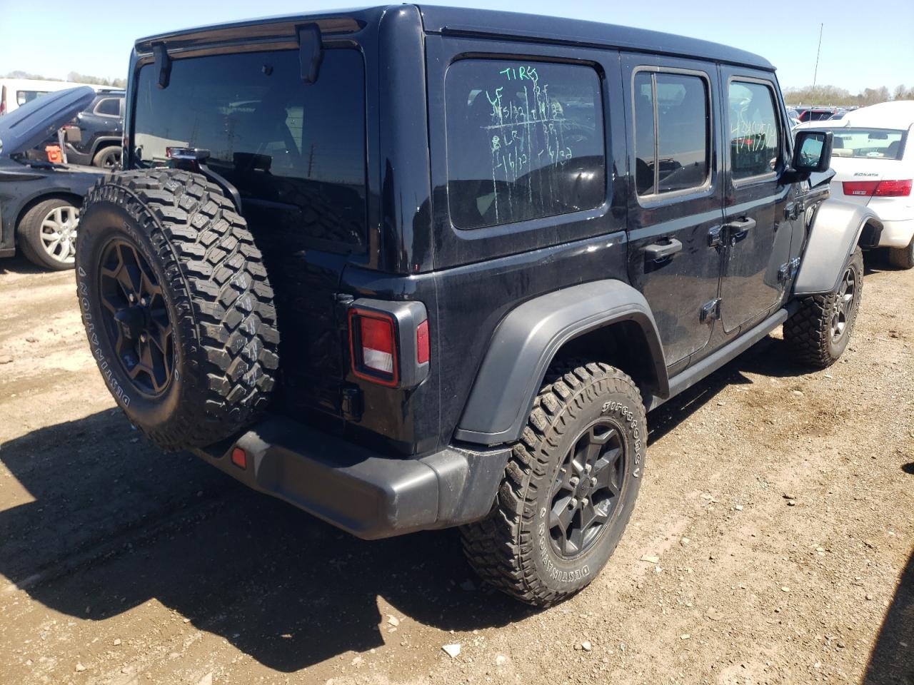 Photo 2 VIN: 1C4JJXN6XPW591565 - JEEP WRANGLER 