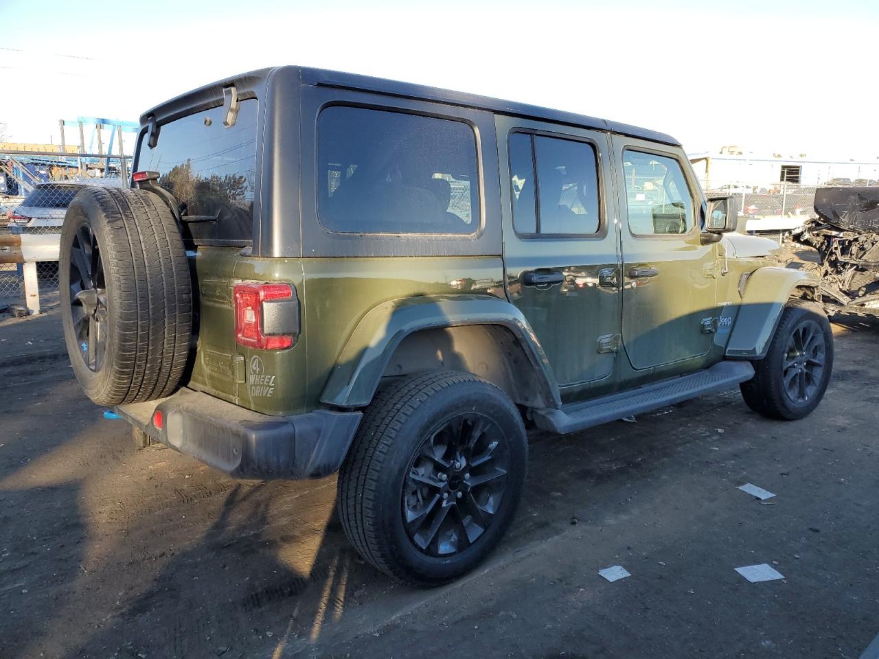 Photo 2 VIN: 1C4JJXP61NW123492 - JEEP WRANGLER 