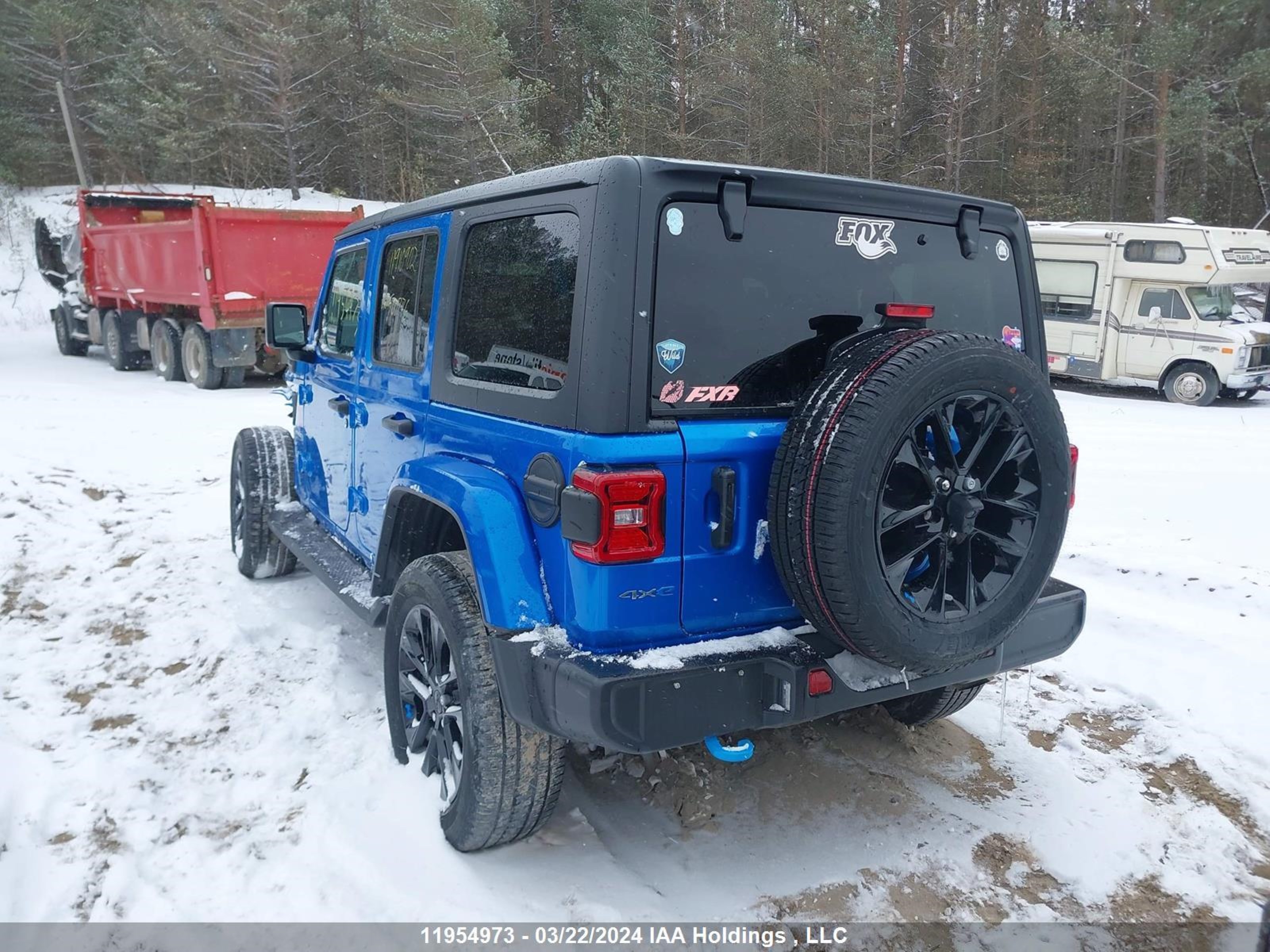 Photo 2 VIN: 1C4JJXP61PW500776 - JEEP WRANGLER 