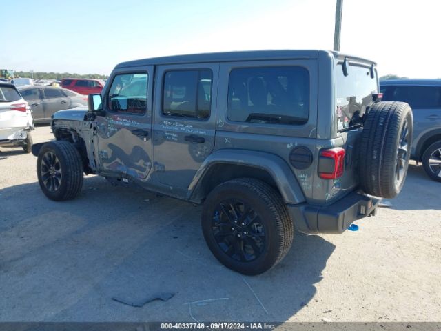 Photo 2 VIN: 1C4JJXP63NW115068 - JEEP WRANGLER 