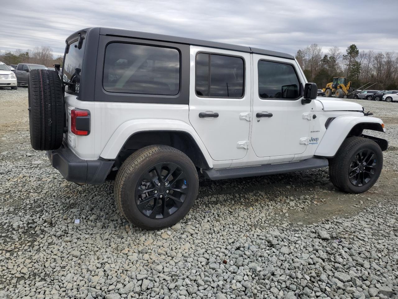 Photo 2 VIN: 1C4JJXP68NW280548 - JEEP WRANGLER 