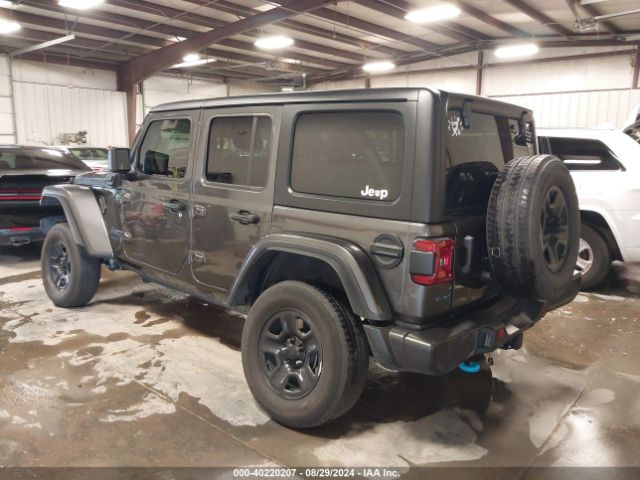 Photo 2 VIN: 1C4JJXR65PW581326 - JEEP WRANGLER 