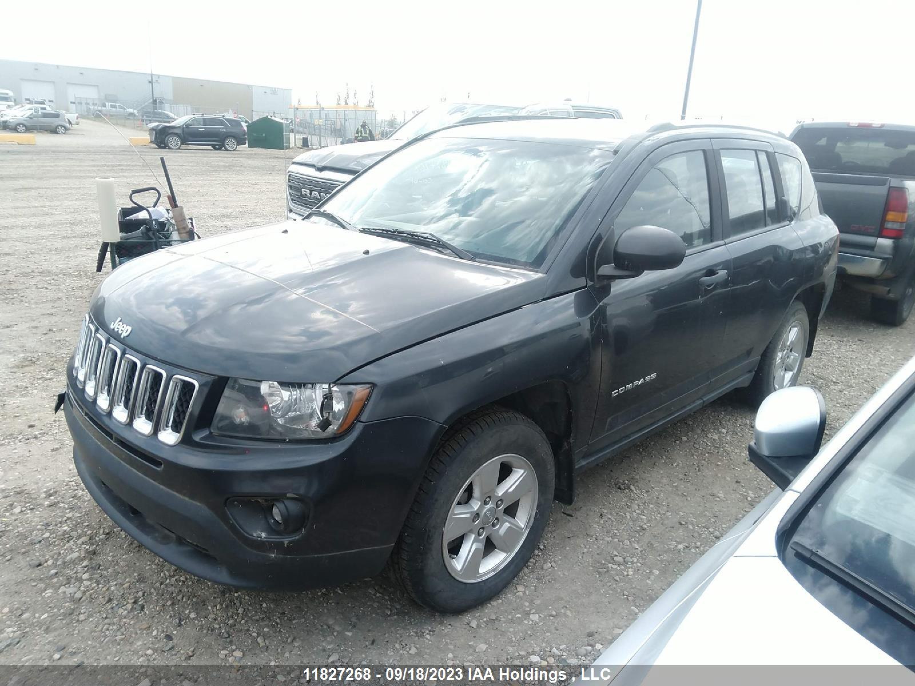 Photo 1 VIN: 1C4NJCAAXED682879 - JEEP COMPASS 