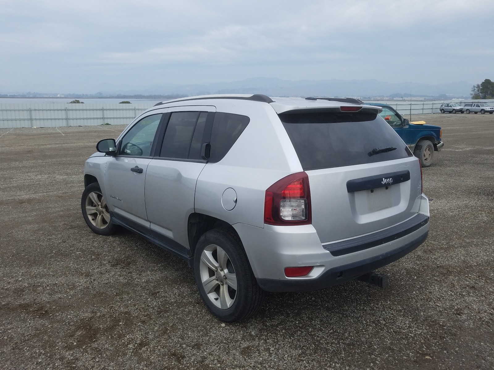 Photo 2 VIN: 1C4NJCBA0ED575158 - JEEP COMPASS SP 