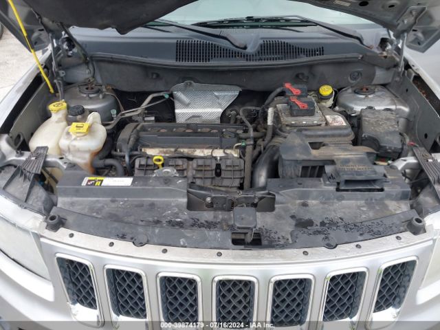 Photo 9 VIN: 1C4NJCBA0FD178079 - JEEP COMPASS 