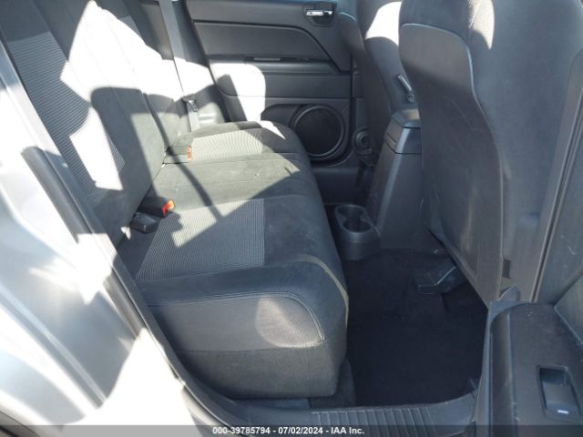 Photo 7 VIN: 1C4NJCBA0FD190586 - JEEP COMPASS 