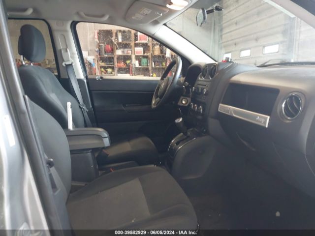 Photo 4 VIN: 1C4NJCBA0FD386348 - JEEP COMPASS 