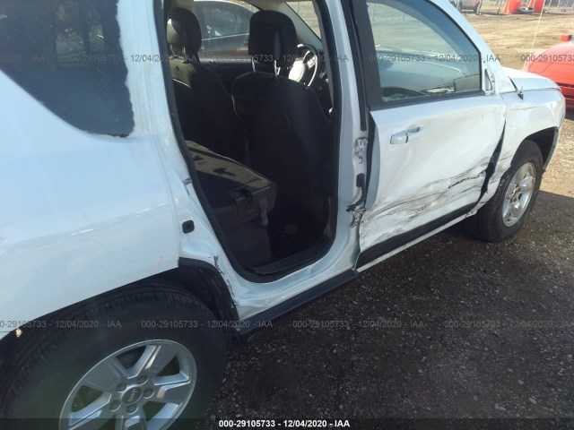 Photo 5 VIN: 1C4NJCBA0FD400037 - JEEP COMPASS 