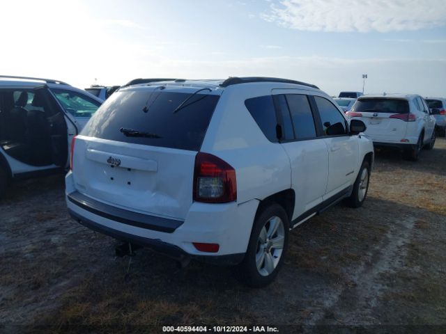 Photo 3 VIN: 1C4NJCBA0GD568097 - JEEP COMPASS 