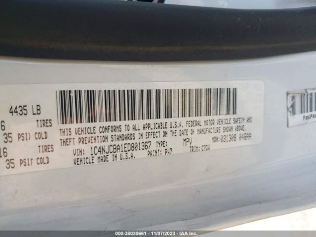 Photo 8 VIN: 1C4NJCBA1ED801367 - JEEP COMPASS 