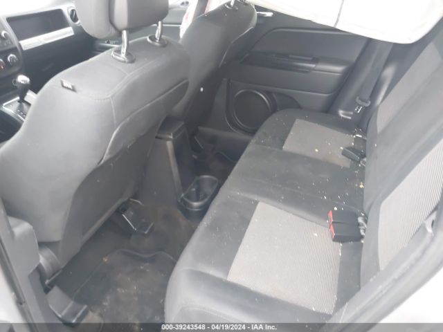 Photo 7 VIN: 1C4NJCBA1ED832361 - JEEP COMPASS 