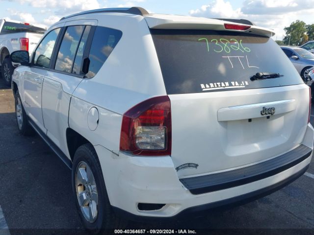 Photo 2 VIN: 1C4NJCBA1FD104699 - JEEP COMPASS 