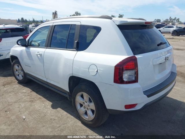 Photo 2 VIN: 1C4NJCBA2FD219845 - JEEP COMPASS 