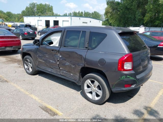 Photo 2 VIN: 1C4NJCBA2GD524585 - JEEP COMPASS 